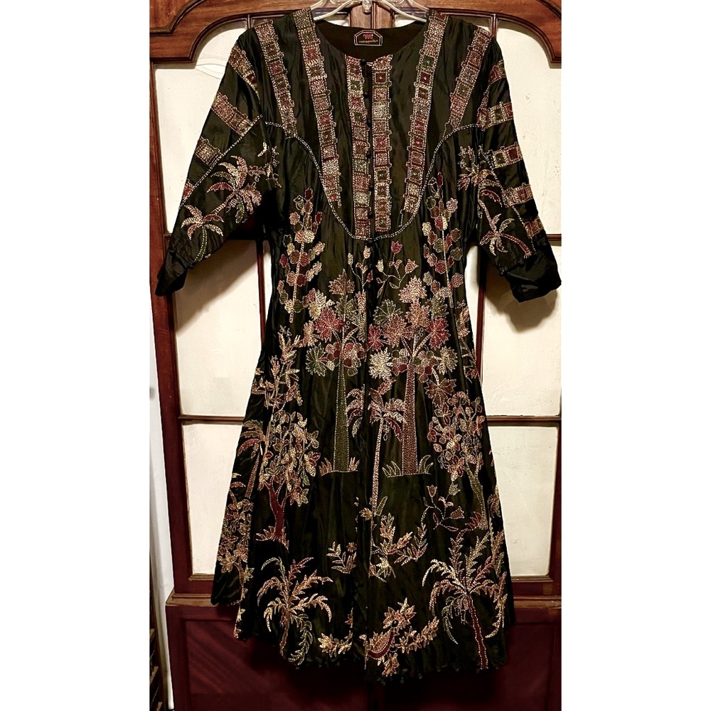 34 Bust 28 Waist Vintage Embroidered Tunic